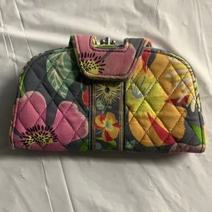 Vera Bradley Wallet - 2 Coin Pouches - 2 ID Display Pouches - Can hold 12 Cards